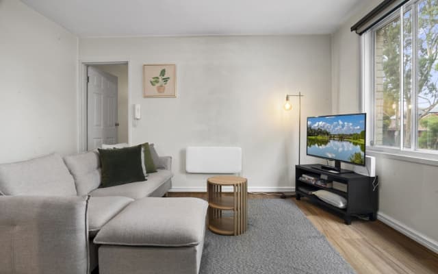 Convenient 2-bed Retreat in Flemington - photo 5
