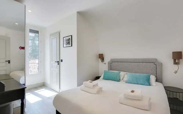Chic Apartment - 2br/6p - Roquette - photo 5