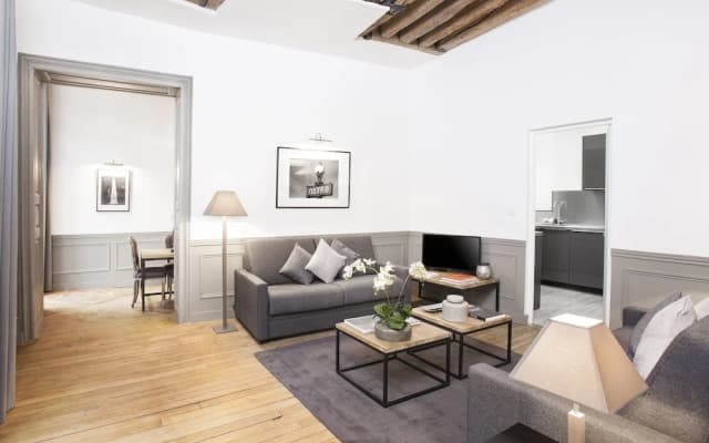 Luxury 2BDR Le Marais I by Livinparis - photo 3