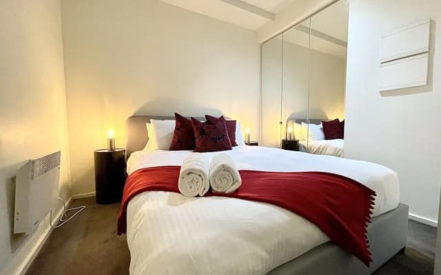 Readyset Apartments at Kett - photo 3