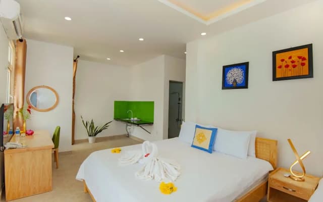 Yellow Daisy Villa - photo 3