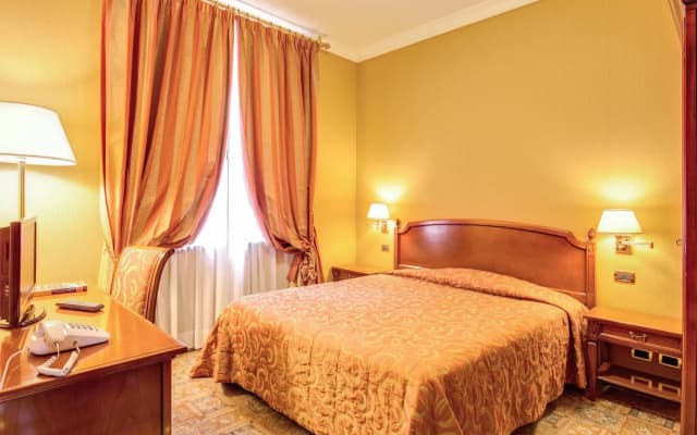 Hotel Oceania - photo 5