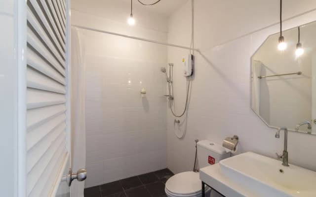 Beige Poshtels - photo 4