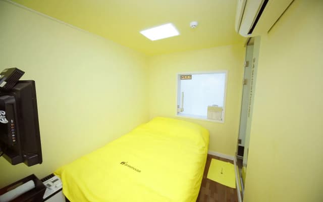 24 Guesthouse Sinchon Avenue - photo 2