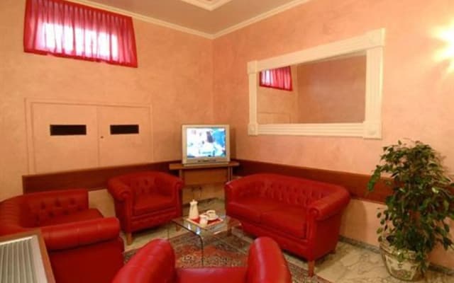 Ideale Hotel - photo 2