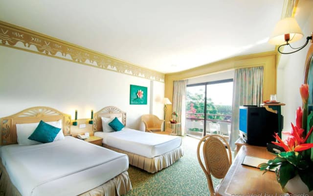 Krabi Maritime Resort - photo 4