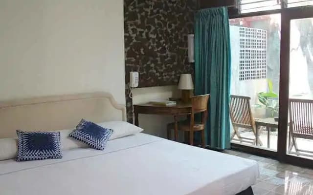 Hotel Batik - photo 2