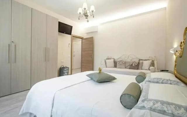 Romano's Suite - photo 3