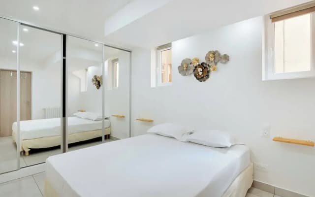 Appartement in the Heart of Paris Canal de L'ourq/crimee - photo 2