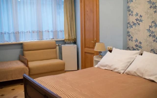 Arta Hotel - photo 4