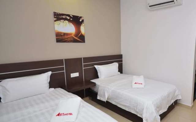 AST Hotel - photo 4