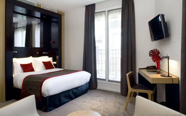Hotel Marceau Champs Elysees - photo 2