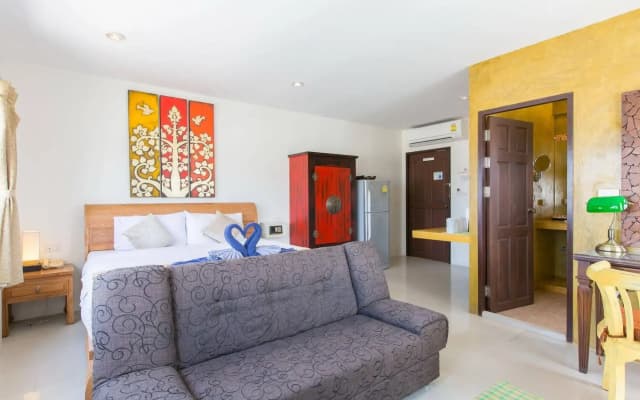 Marina Boutique Suites Guesthouse - photo 3