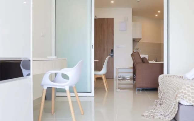 Homesuite' Home at The Shore KK - photo 4