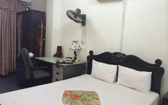 Dai Loi Hotel - photo 2