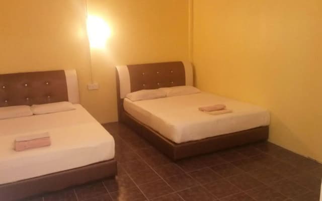 De Chempedak Guest House No 6 7 8 - photo 3