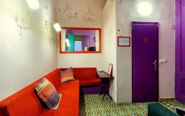 Downtown Hostel - photo 2
