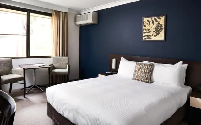 175 Hotel Westmead - photo 2