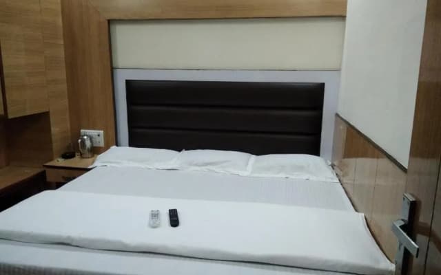 Silver Palace Hotel - photo 2