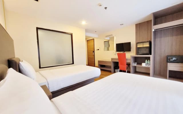 Citin Sukhumvit 11 Nana Bangkok by Compass Hospitality - photo 3