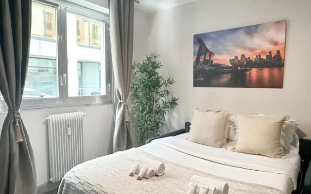 1601 Dumont - photo 4