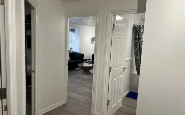Impeccable 2-bed Apartment in Erith - photo 5