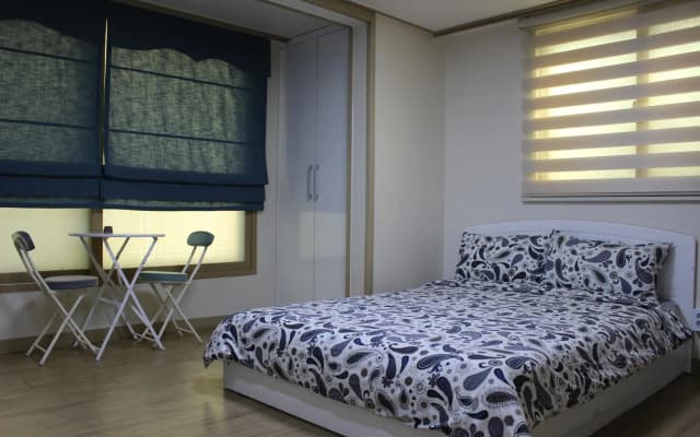 Bunk Guesthouse Hostel 2 - photo 3