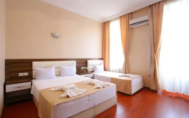 Hotel Aristocrat - photo 5