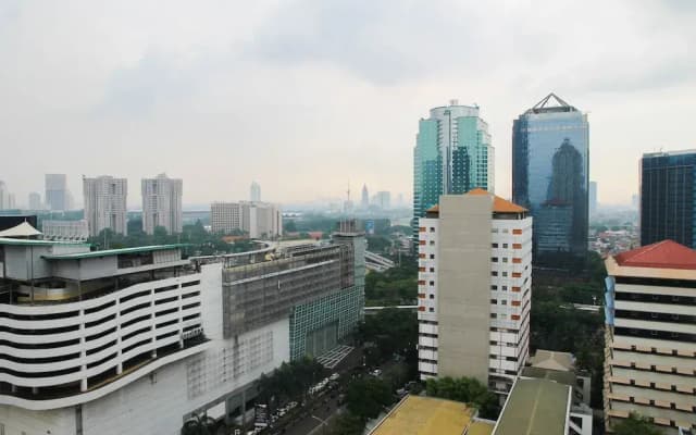 2BR Family Sudirman Condominium Apartment near Plaza Semanggi - photo 4