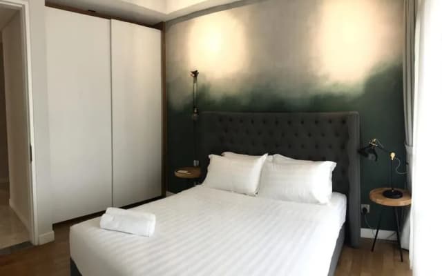 Anggun Residences Guesthouse - photo 4