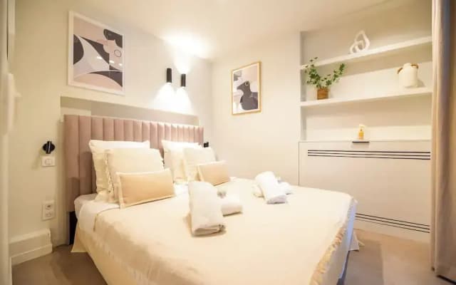 Elegant Apartment - 2br-6p - Notre Dame Cathedral - photo 3