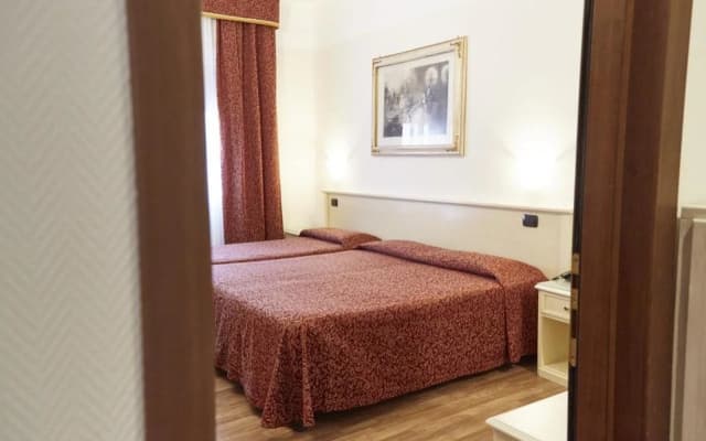 Hotel Villa Adele - photo 3