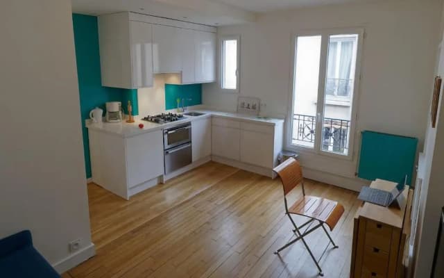 Quiet apartment near Montmartre - photo 3