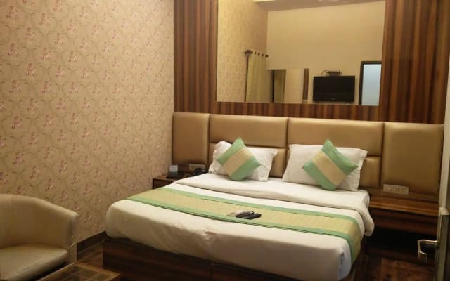 Rupam Hotel - photo 3