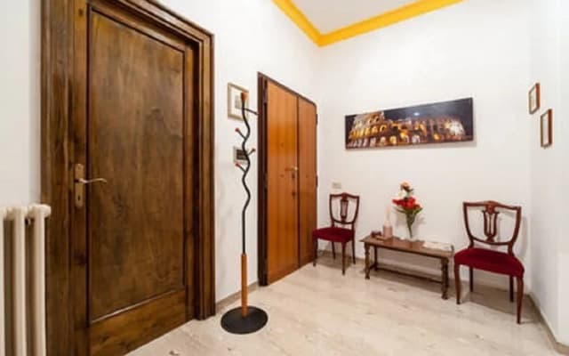 Holidays Apartment Colosseo - photo 4