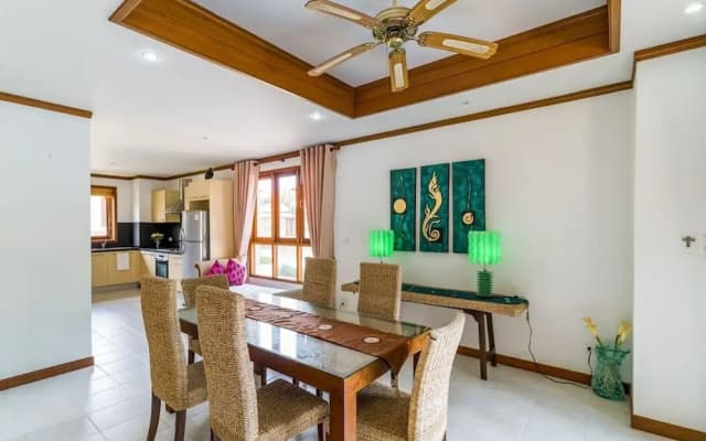 4 BR Villa on Beachfront Resort - TG44 - photo 4