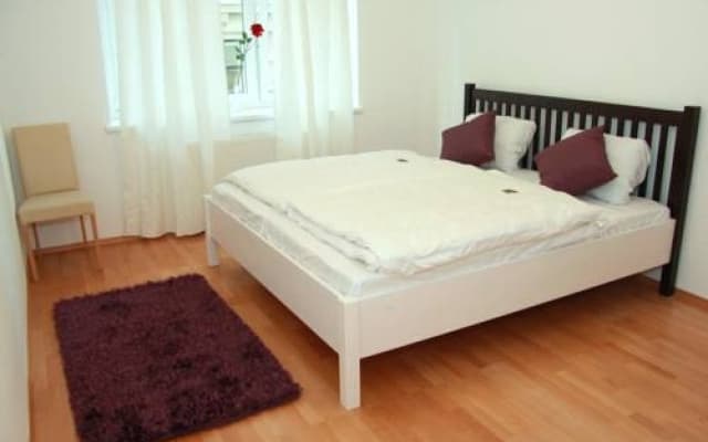 Livingston Apartment Premium - photo 2