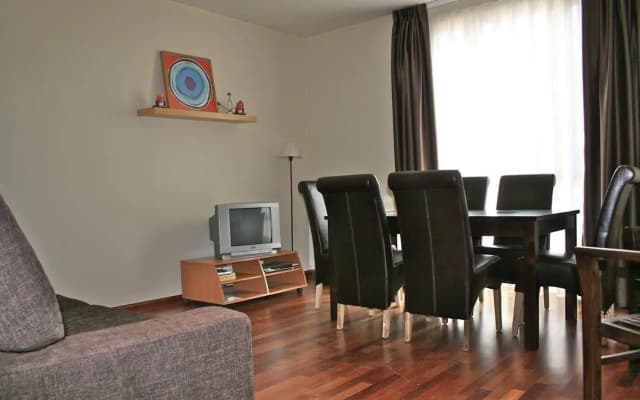 Apartamentos Alcam Paseo de Gracias - photo 2