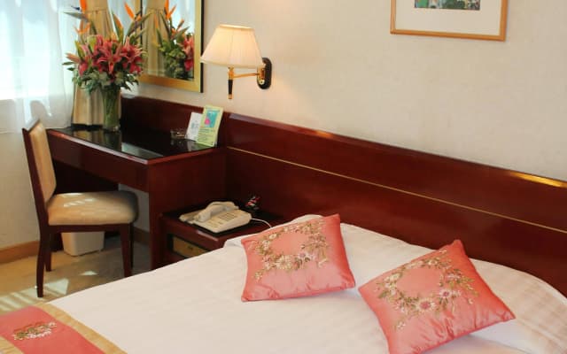 West Hotel - photo 4