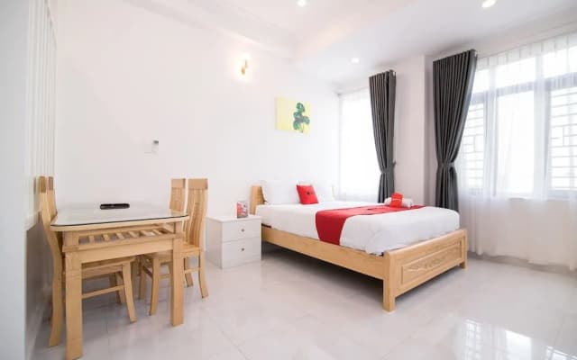 RedDoorz Plus Near Gia Dinh Park - photo 3