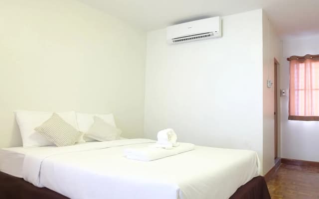 UDEE Cozy Hotel - photo 4