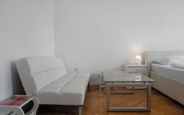Spacious 7BR Apartment Hauptbahnhof - photo 3