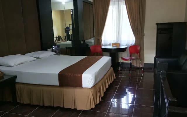 C'One Hotel Cempaka Putih - photo 5