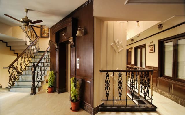 Hotel Diplomat Residency - photo 2