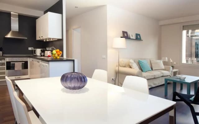 LetsGo Diagonal Avenue Apartment - photo 5