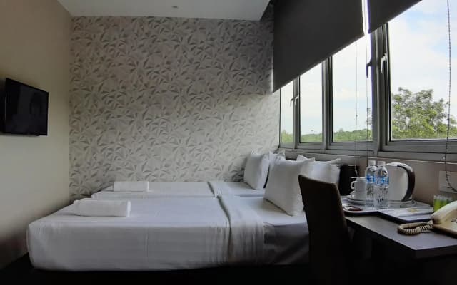 MIICO Hotel @ Mount Austin - photo 3