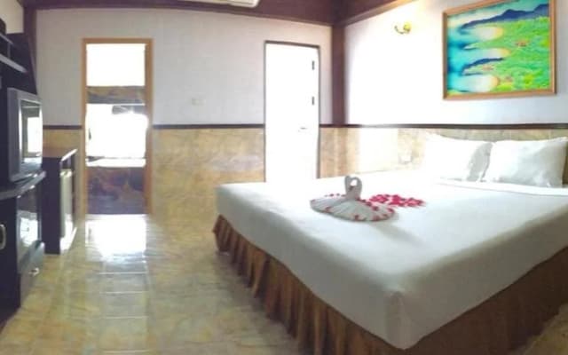 Kata Palace Phuket Hotel - photo 2
