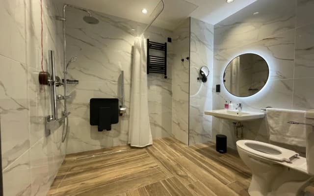 Tynecastle Park Hotel - photo 2