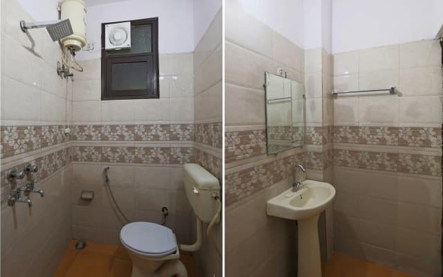 OYO 45772 Silver Residency - photo 4