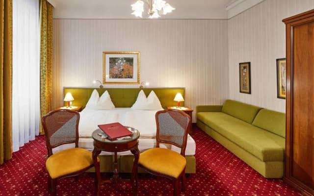 Hotel Austria - photo 4